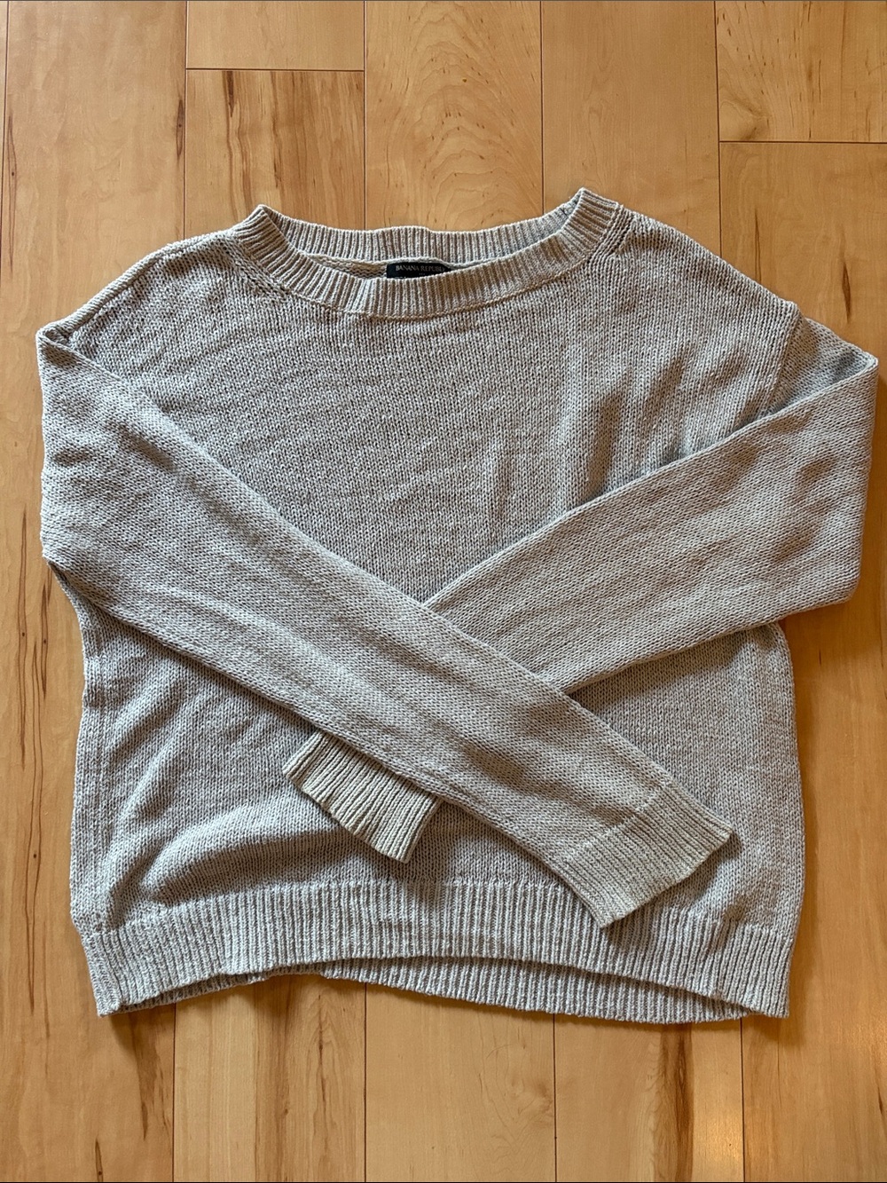 Banana Republic Light Gray Crewneck Sweater